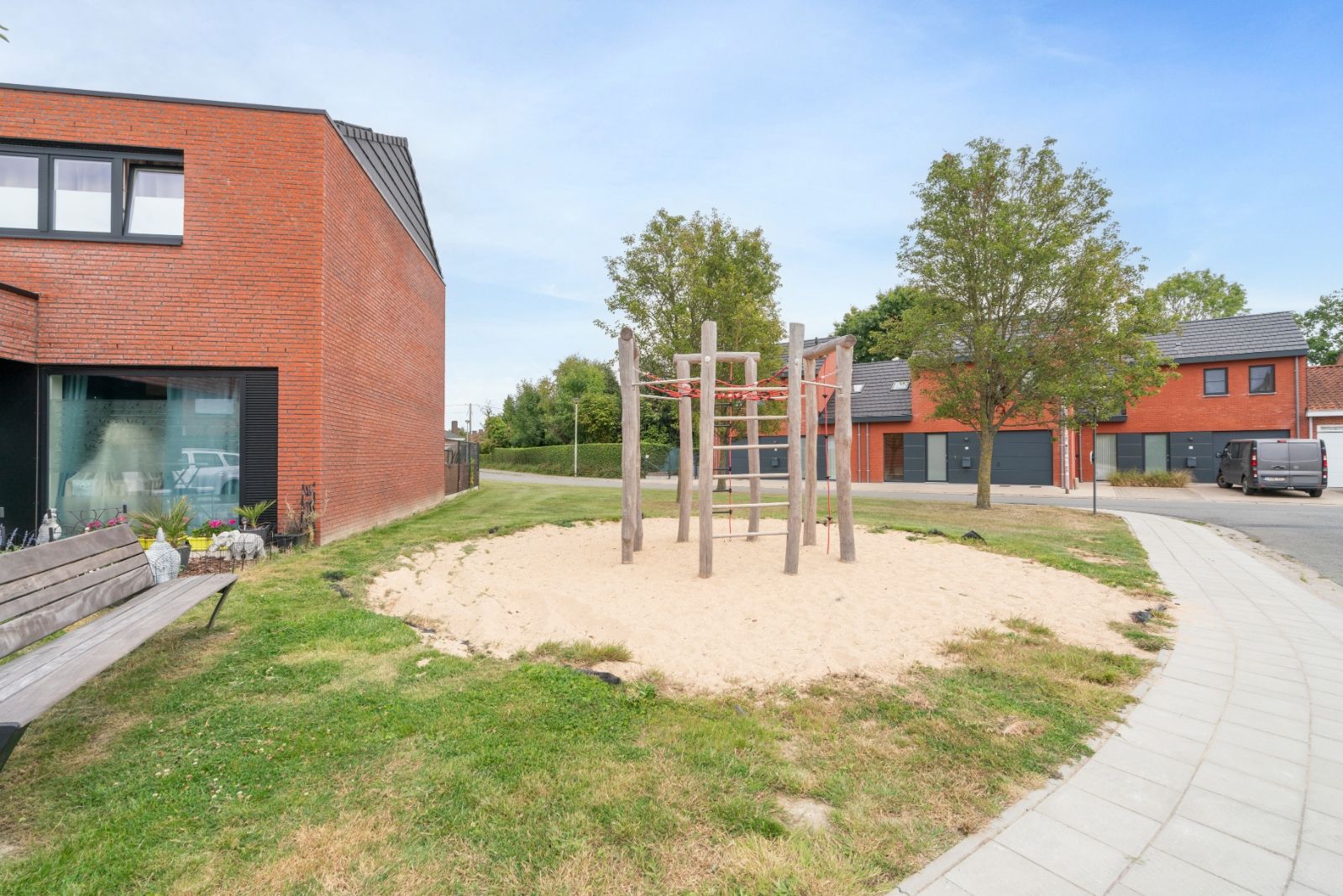 Charmante gezinswoning te koop in centrum Ardooie! foto 19