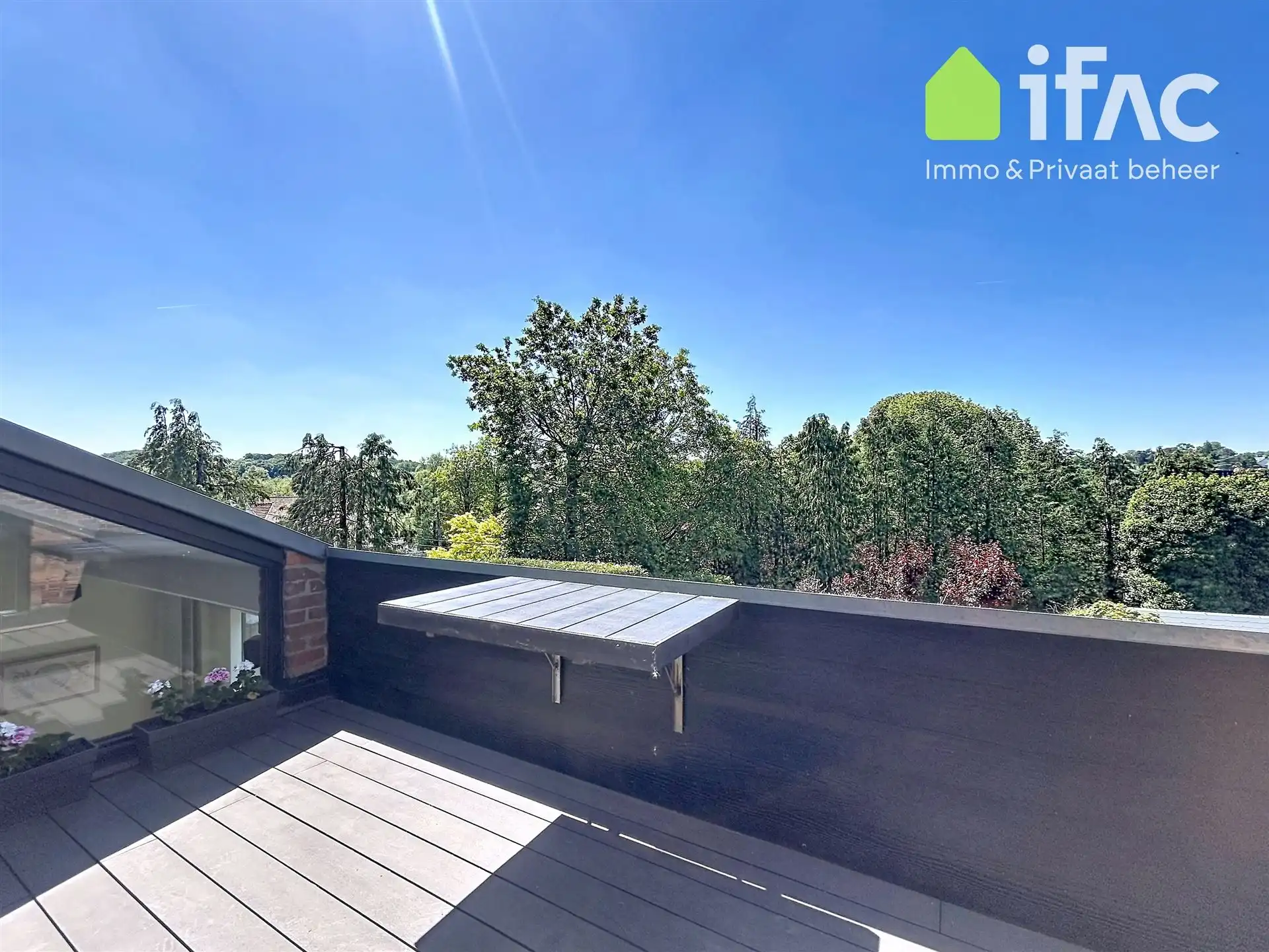 Architectenvilla op toplocatie aan het meer van Genval foto 27
