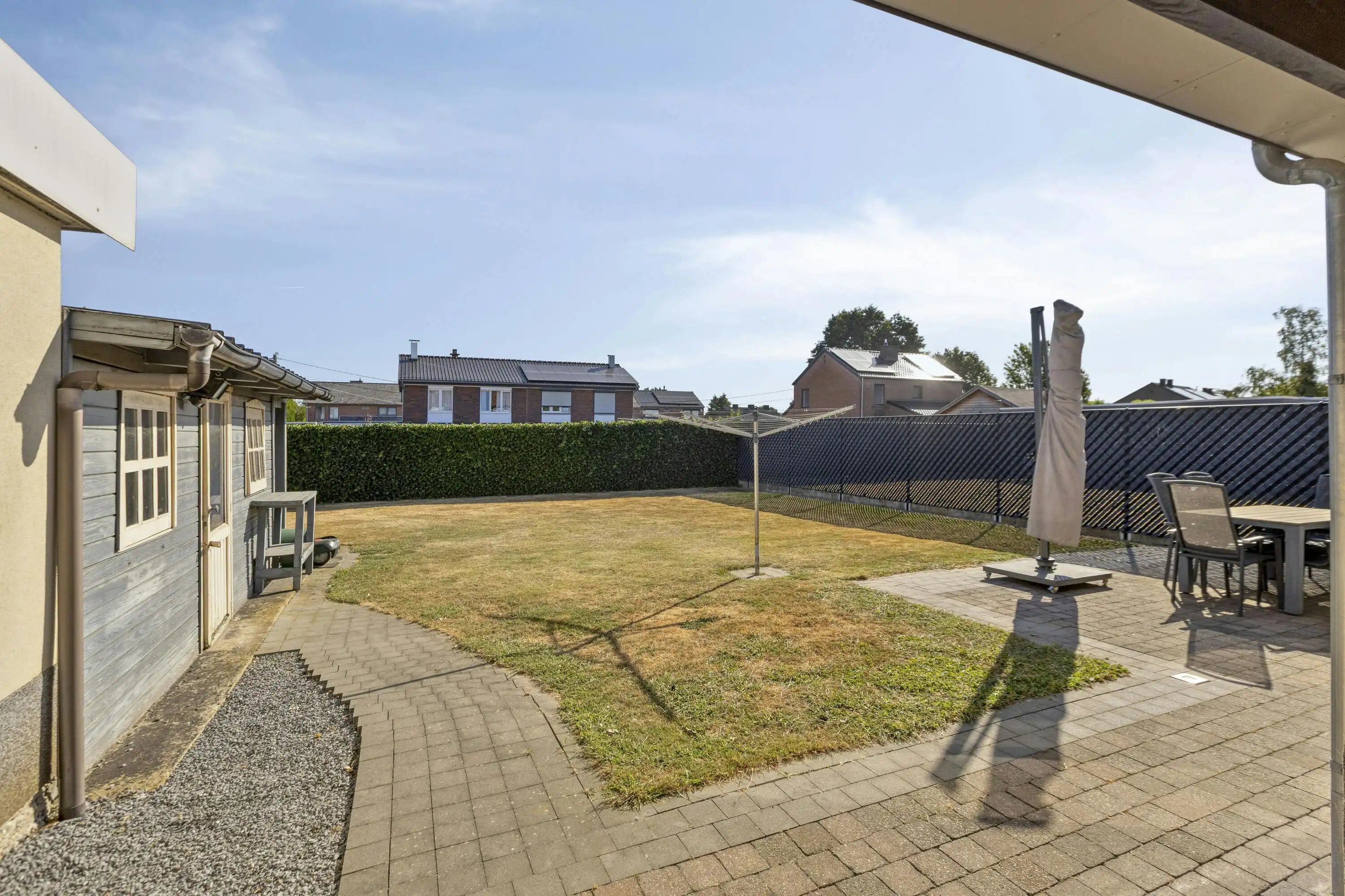 Instapklare gezinswoning met 5 slaapkamers en tuin te Diepenbeek foto 27