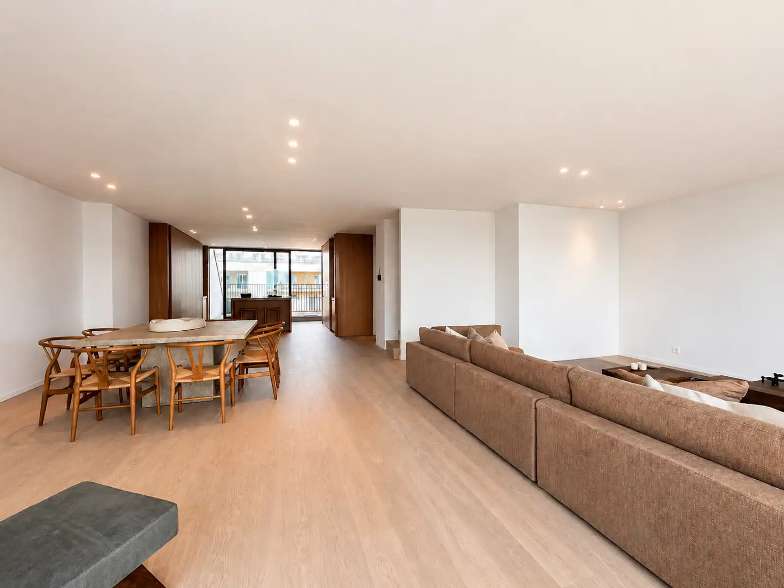 Zeer ruime duplex-penthouse op toplocatie in Het Zoute foto 5
