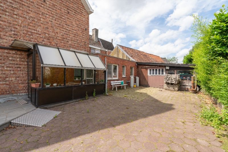 Ruime woning met mogelijkheden op 705m²! foto 3