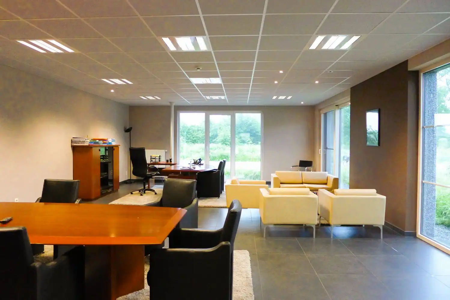 Bedrijfsgebouw +/- 1.397m² foto 10