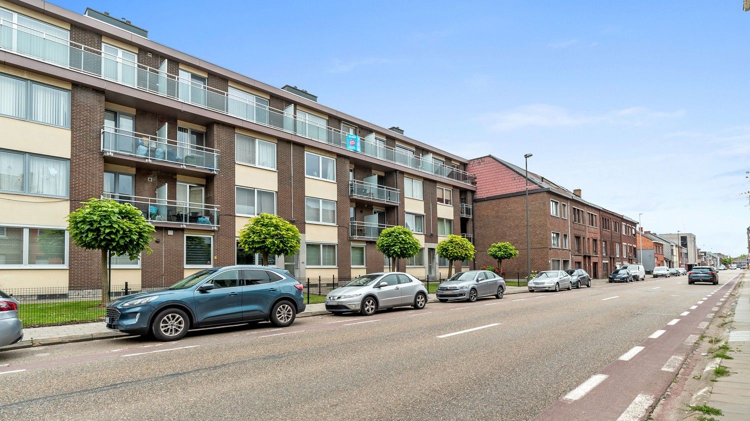 Eénslaapkamerappartement  met kelder gelegen op 5 min van het centrum van de stad foto 1