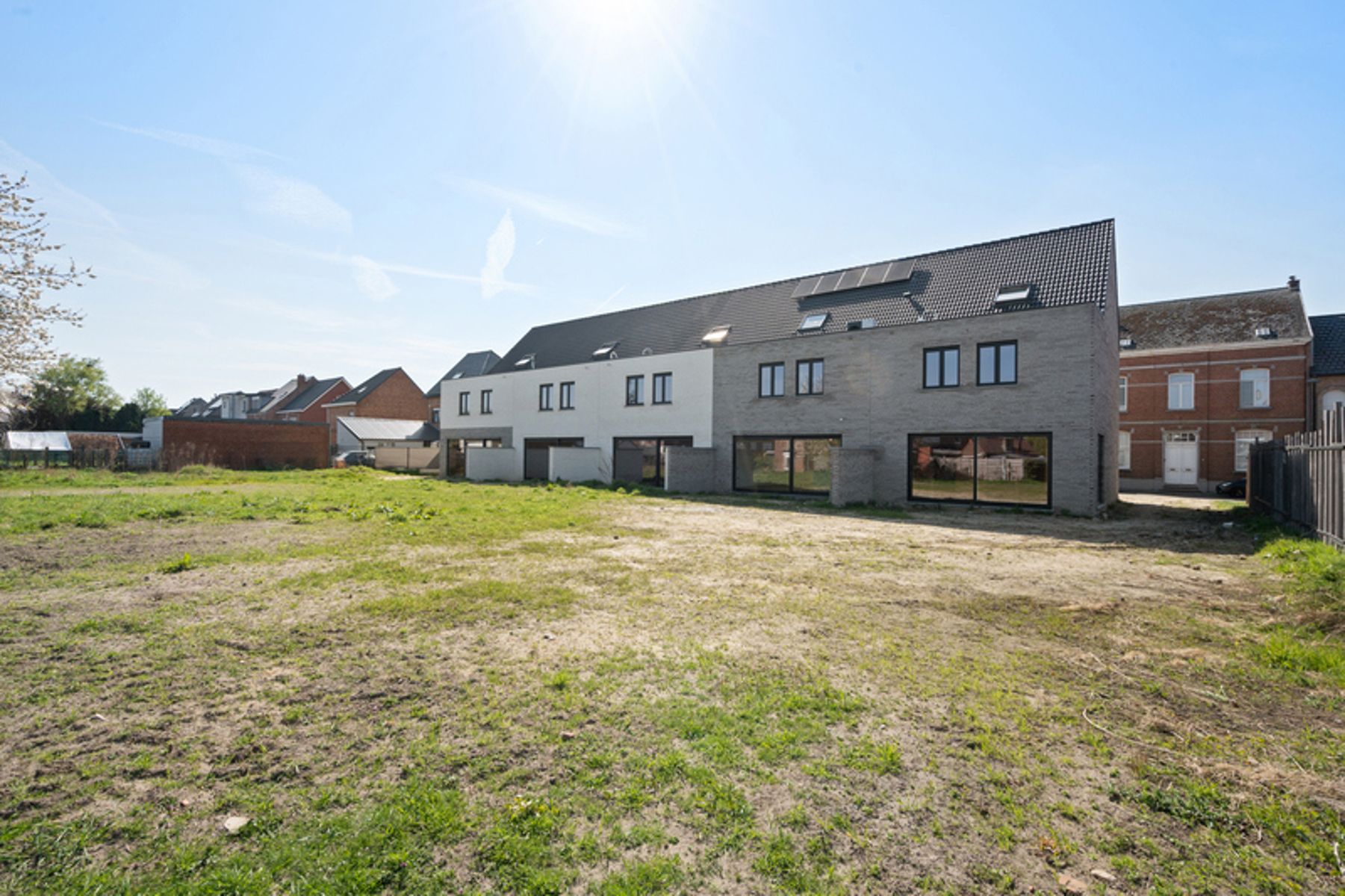 Tijdloze, halfopen woning foto 12