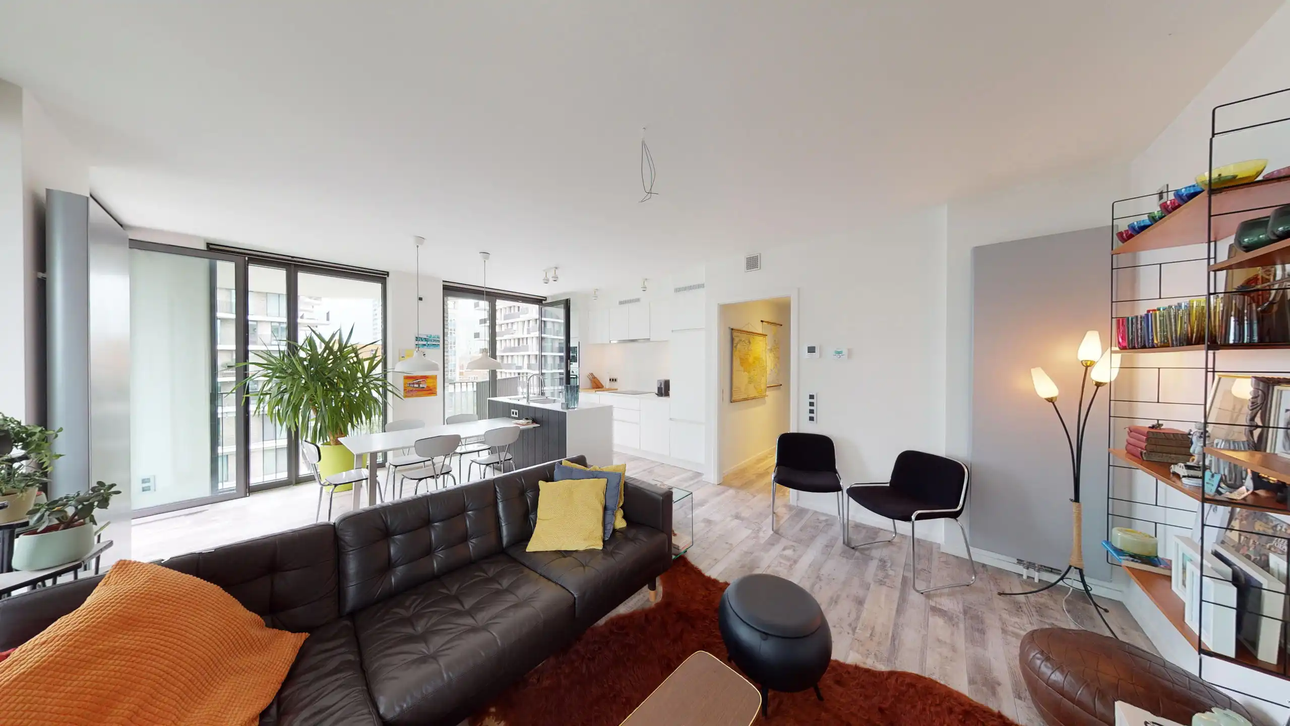 ANTWERPEN - Instapklaar appartement met mooie terrassen foto {{pictureIndex}}