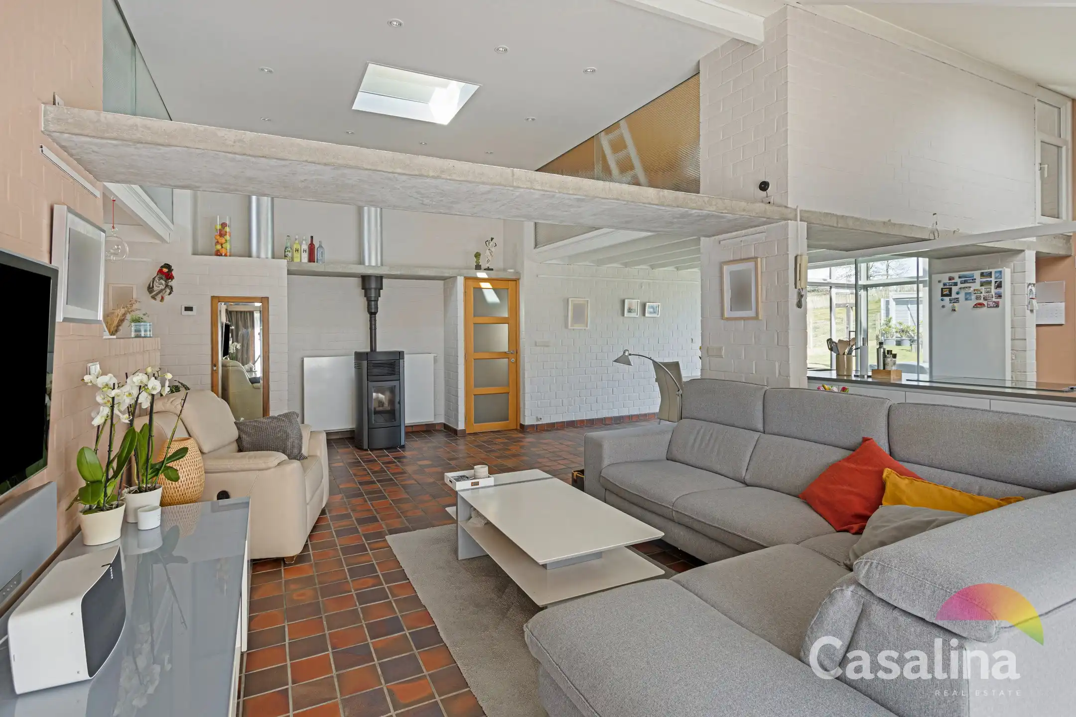 4-gevel woning met een prachtige tuin foto 3