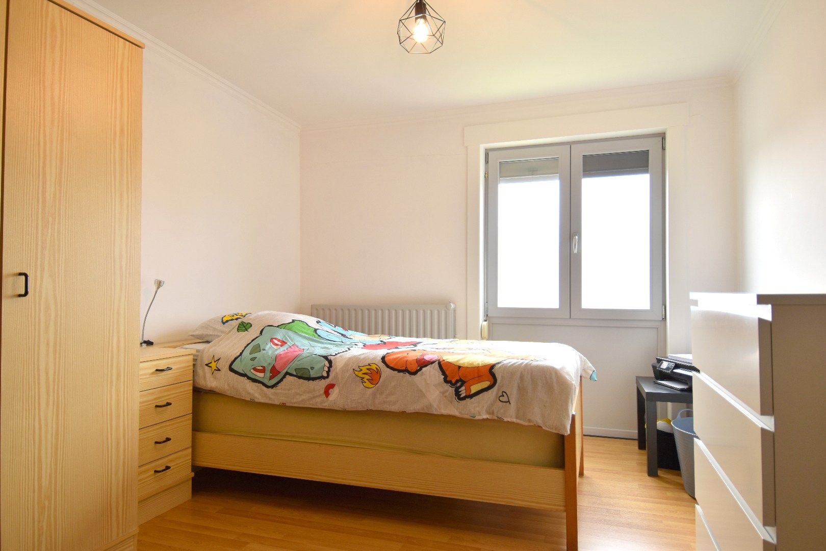 Verzorgde bel-etage met 3 slaapkamers, garage en carport te Lendelede foto 9