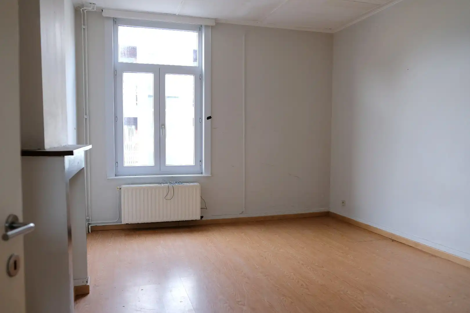 Te renoveren woning met 4 slaapkamers centrum Zottegem foto 11