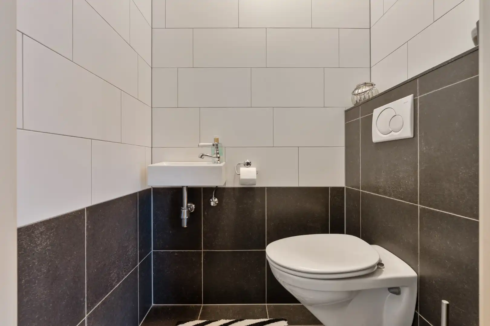 Stijlvolle villa in tijdloze pastorijstijl met zwembad en exclusieve tuinbeleving. foto 25