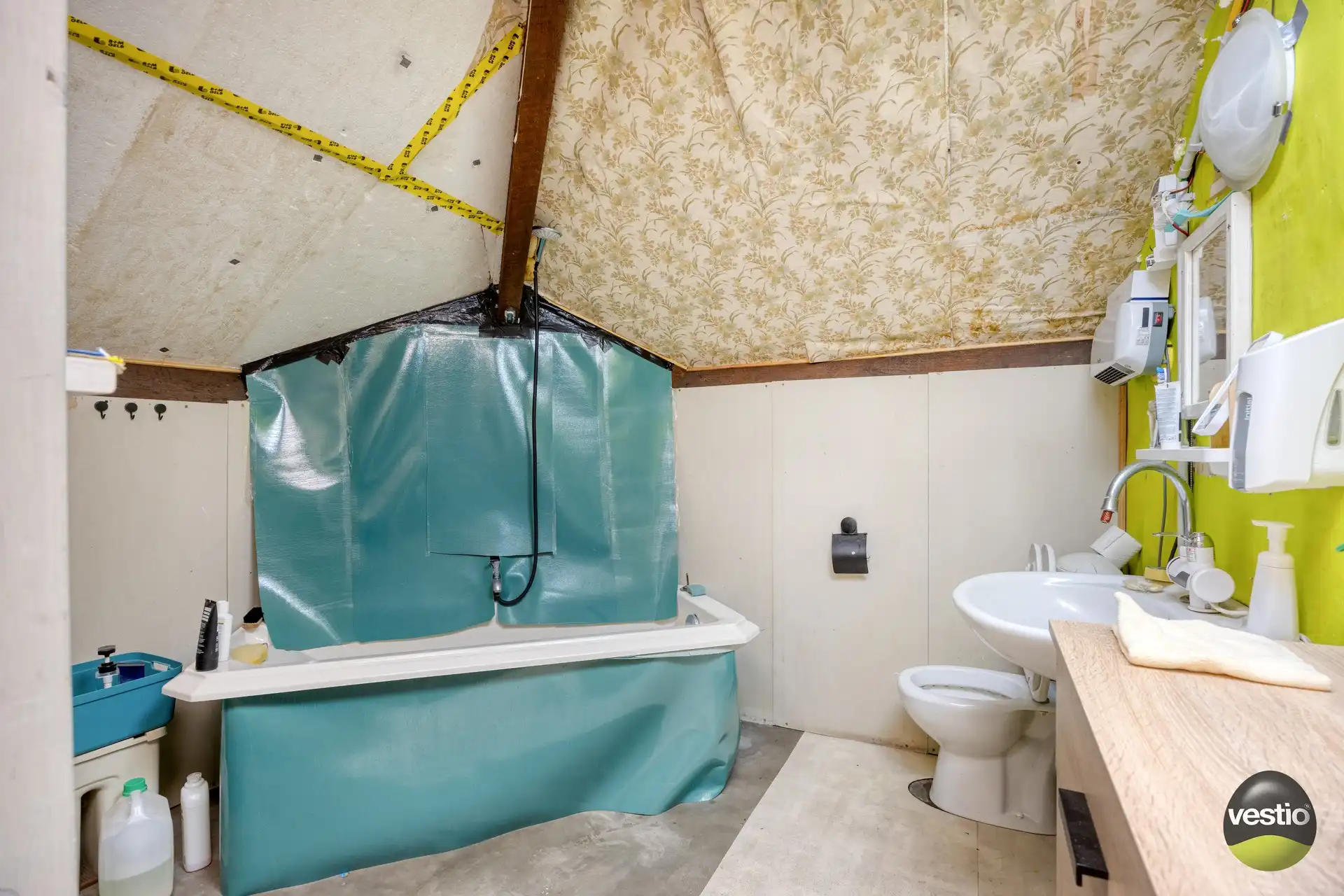 OP TE FRISSEN OB IN HET LANDELIJKE GROTE SPOUWEN foto 16