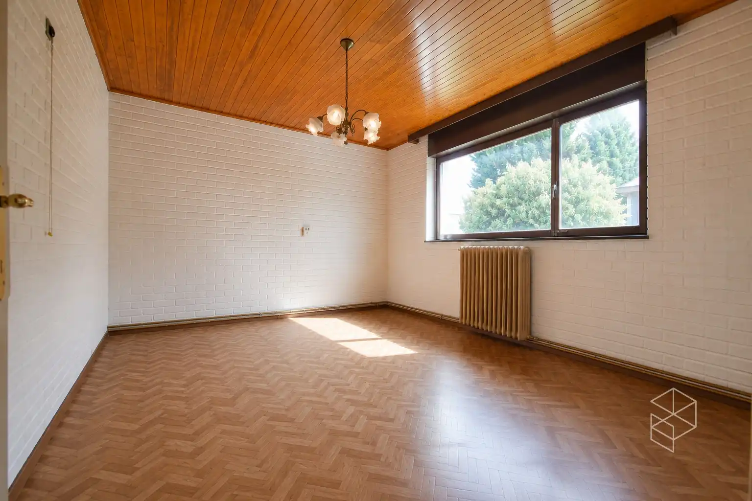 Centraal gelegen gelijkvloerse woning met royale tuin op 1636m² foto 10