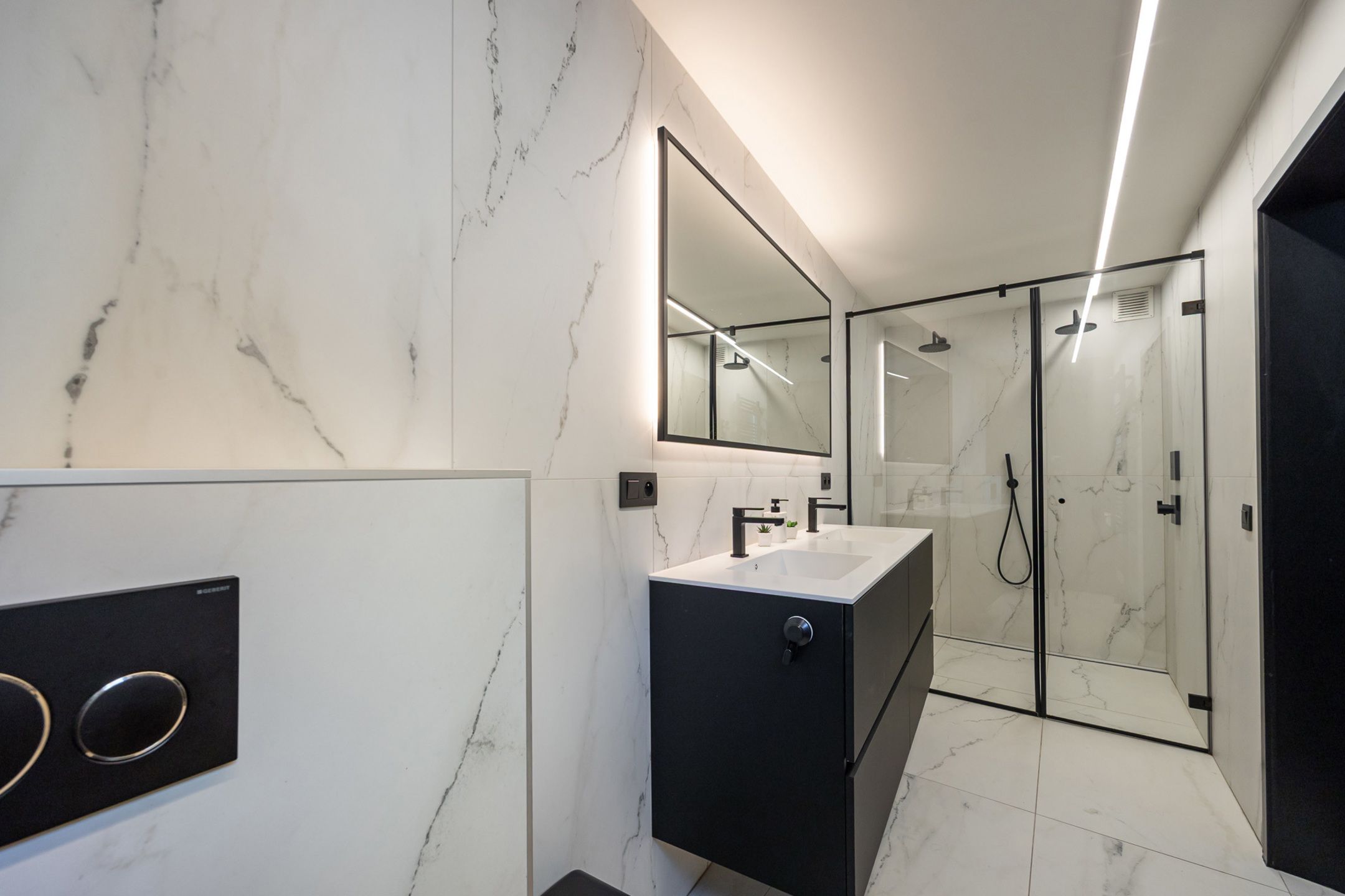 ANTWERPEN - Uniek loft appartement in historisch pakhuis! foto 11