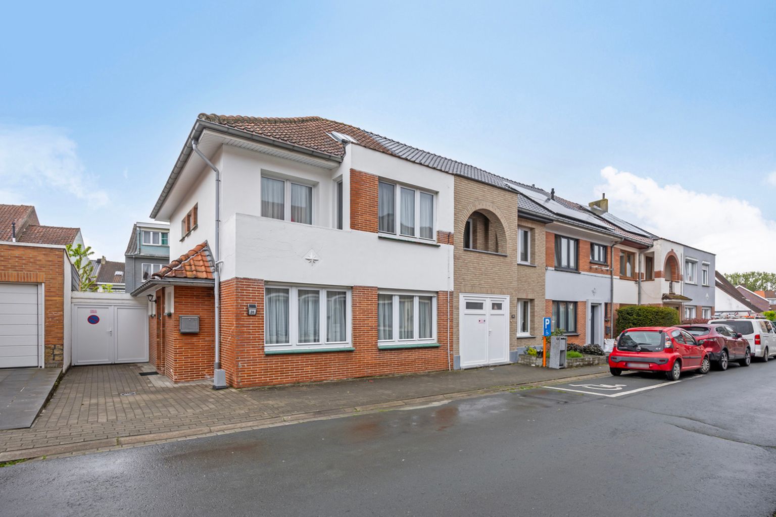 immo DAVID stelt voor: 3-gevelwoning met tuin foto {{pictureIndex}}