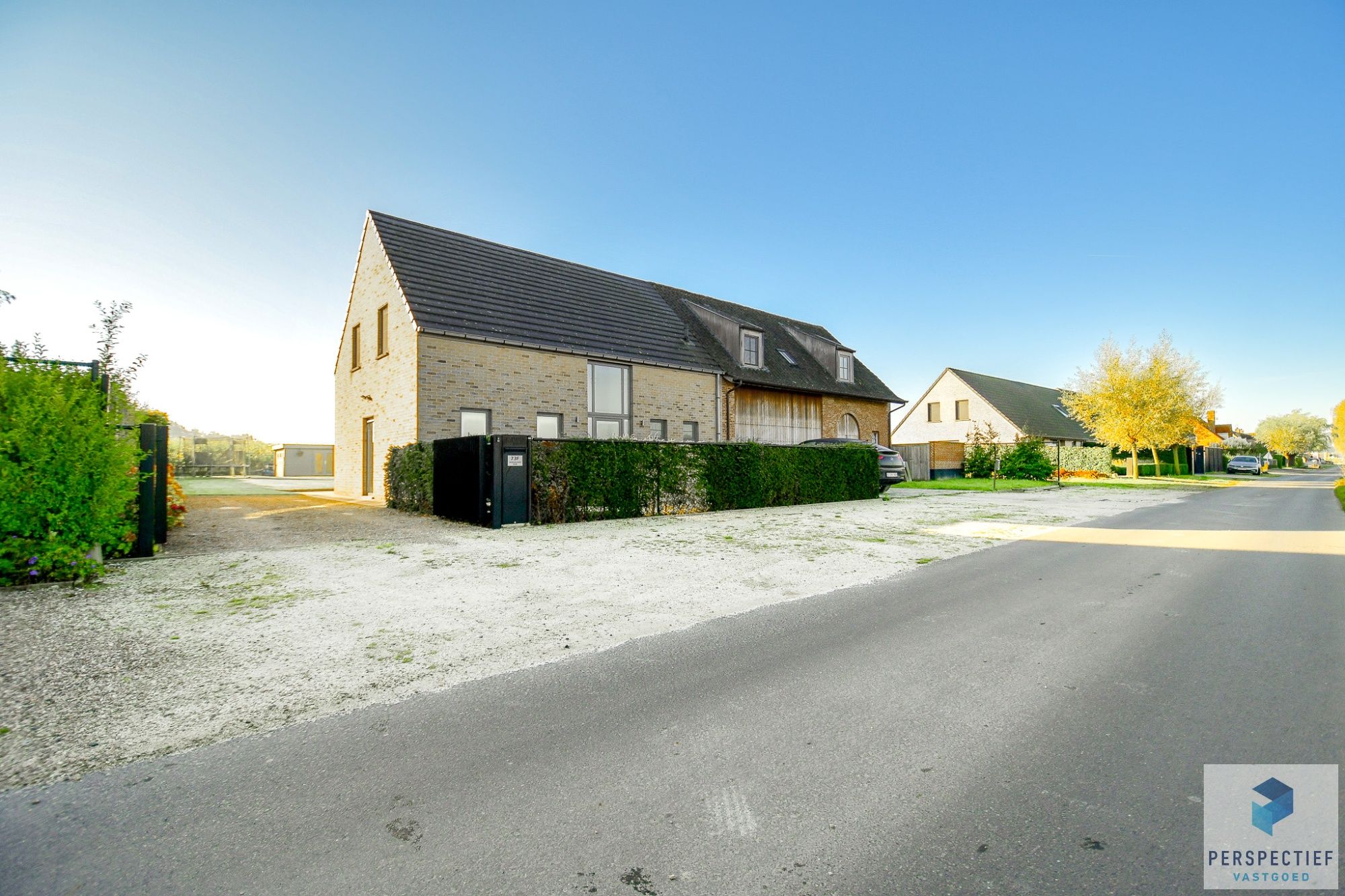 UITSTEKEND GELEGEN WONING met LANDELIJKE UITZICHTEN foto 1