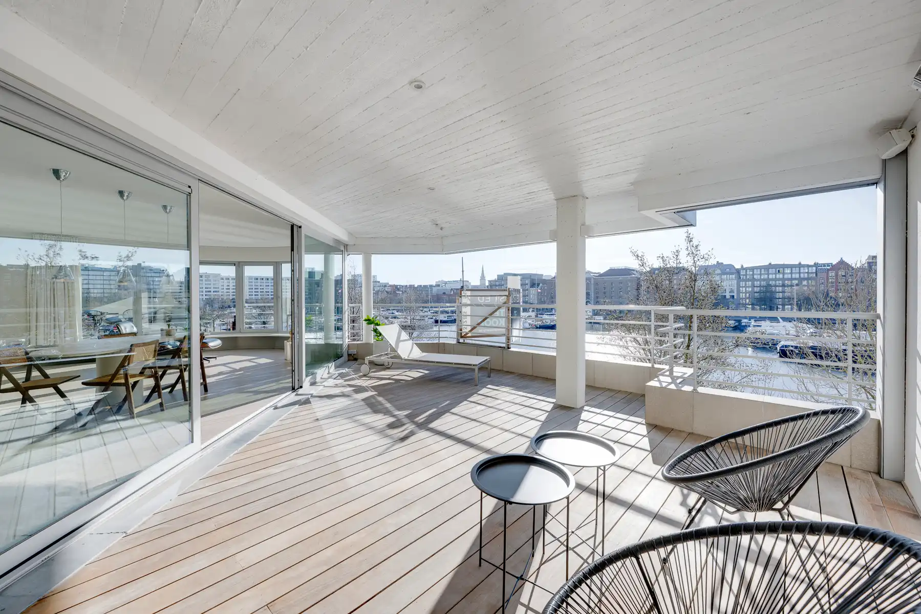 Exclusief wonen aan de Jachthaven met zicht op het MAS foto 2