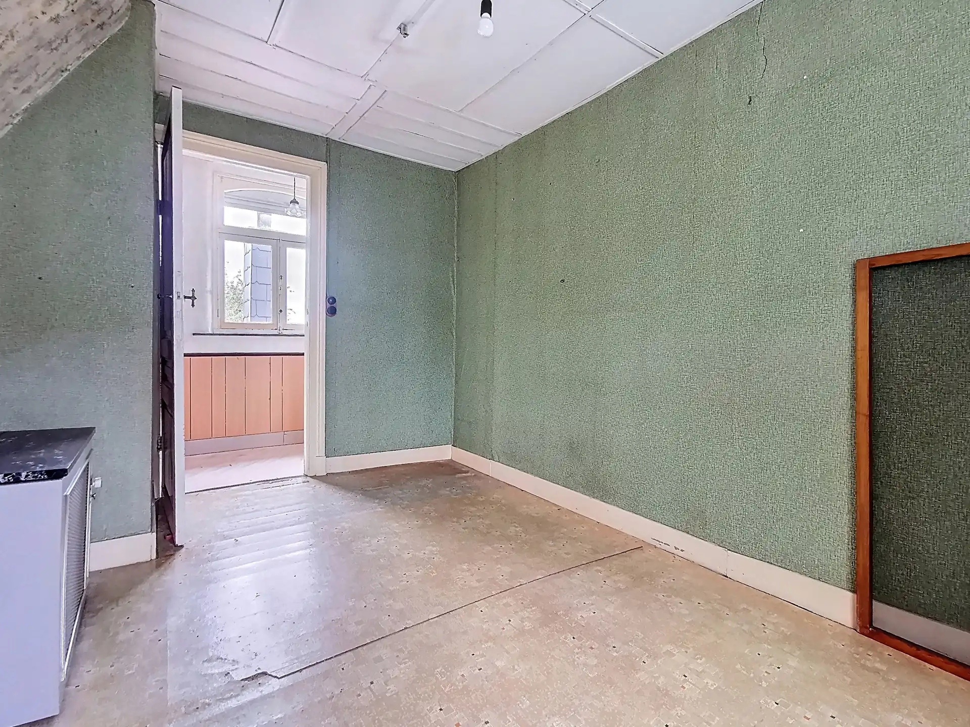 Mooi huis om te renoveren, vlakbij het Dumontplein. foto 16