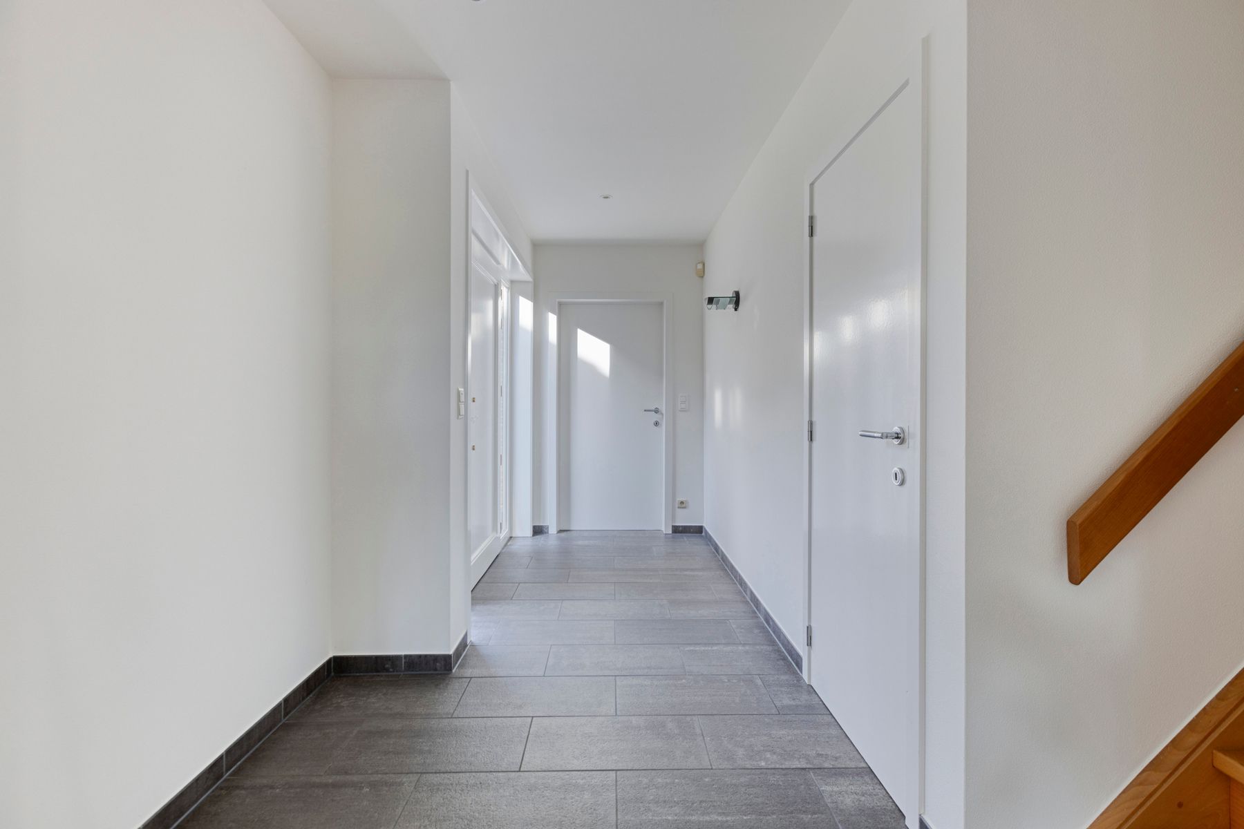 Lichtrijke woning met 3 slaapkamers in stadskern Maaseik.  foto 5