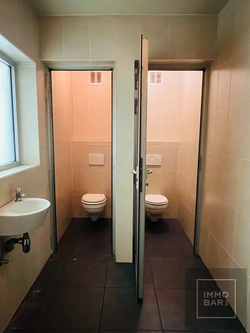 Authentiek handelspand met appartement. foto 7