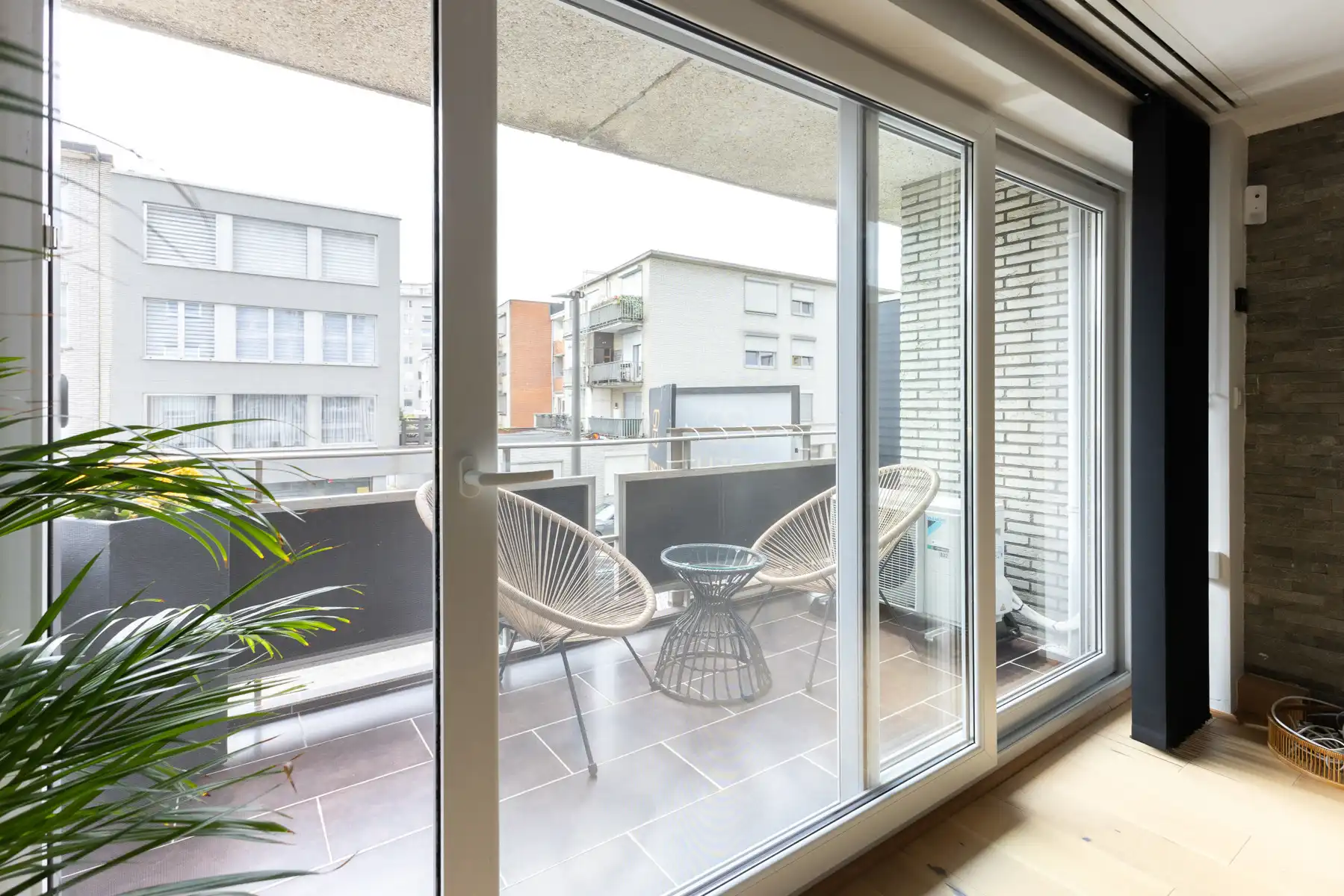 Lichtrijk appartement met hoogwaardige afwerking foto 7