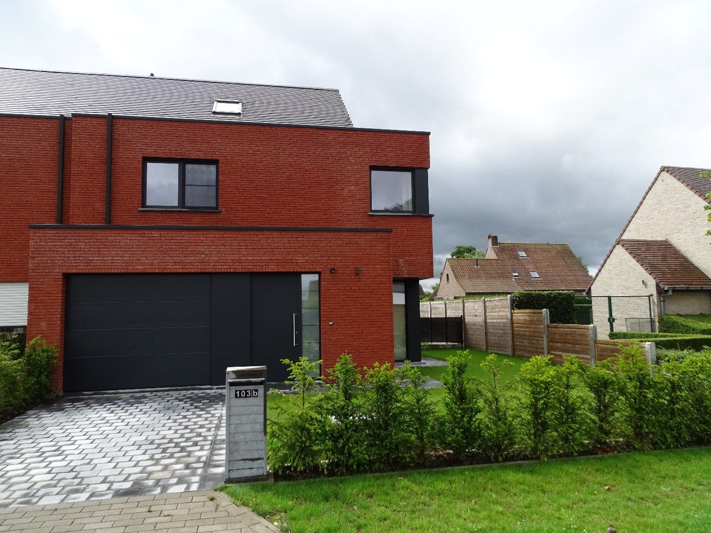 Goed gelegen instapklare woning! foto {{pictureIndex}}