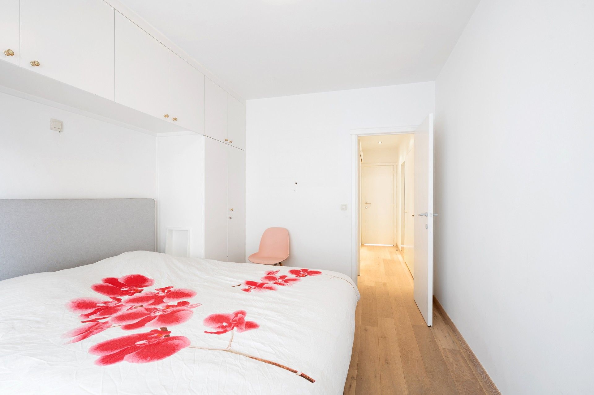 Instapklaar appartement met frontaal zeezicht nabij Casino foto 12