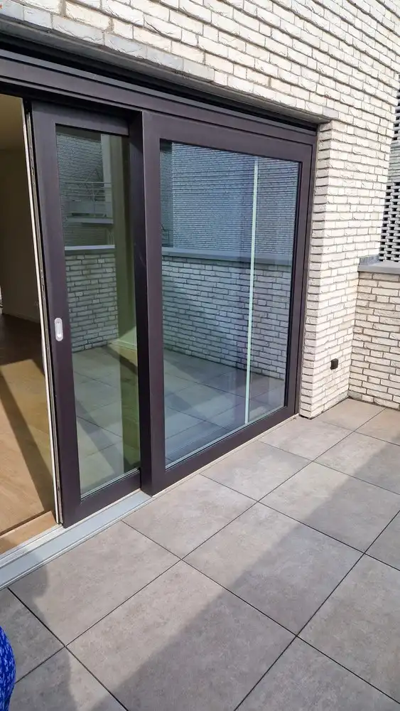 Stijlvol appartement met overdekt terras in Molenbeersel (momenteel verhuurd) foto 14