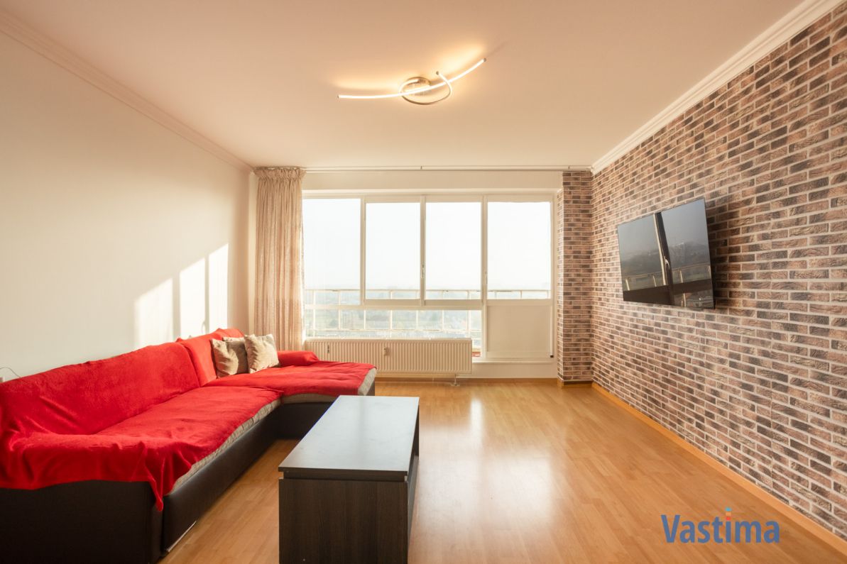 Opgefrist appartement met magnifiek uitzicht foto 4