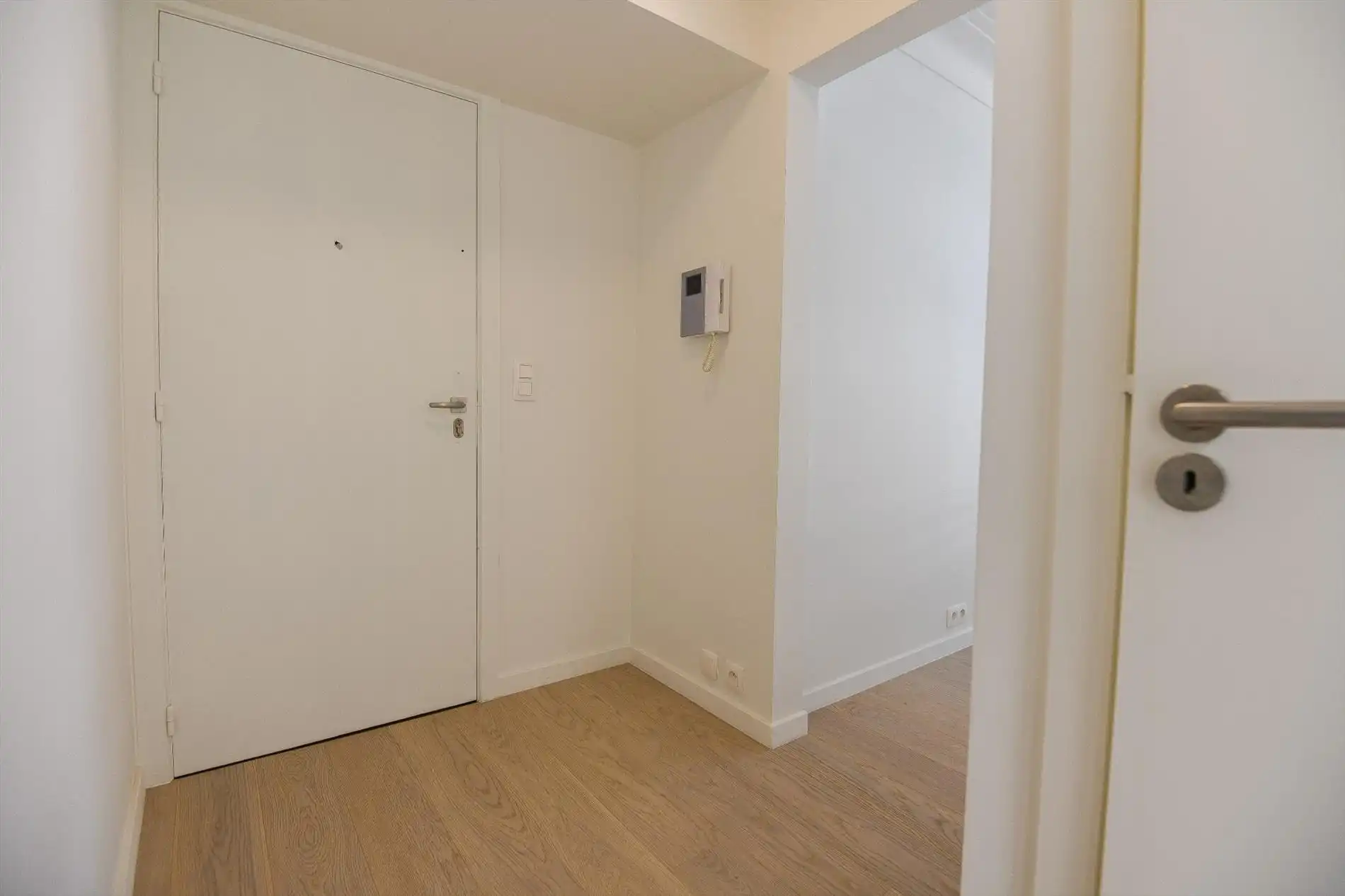 Verzorgd appartement vlakbij het strand en de winkels van de Kustlaan en de Dumortierlaan. foto 11