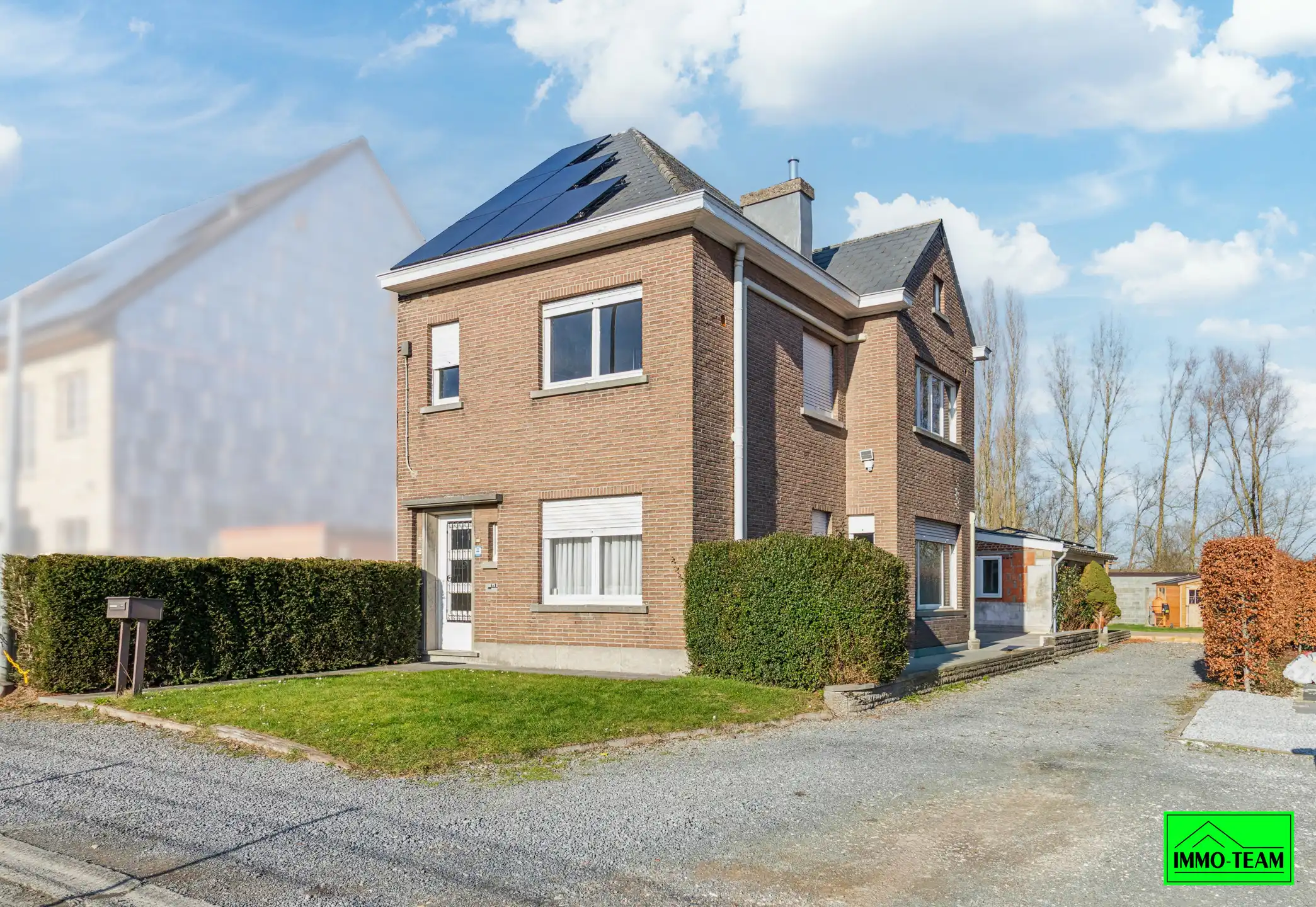 Ruime 3-gevelwoning met 4 slaapkamers en tuin foto 26