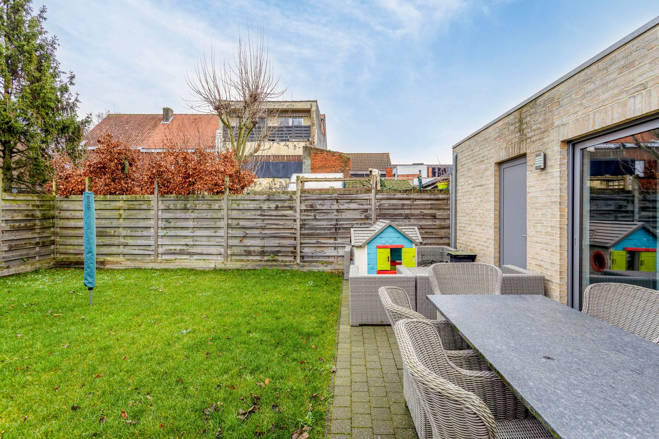 B&B Moment : MODERNE en instapklare HOB (3-4 slpk) met garage en gezellige tuin foto 25
