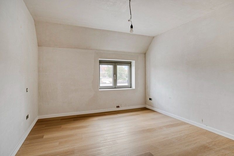 Moderne nieuwbouwwoning TE KOOP in een rustige buurt in WAREGEM! foto 9