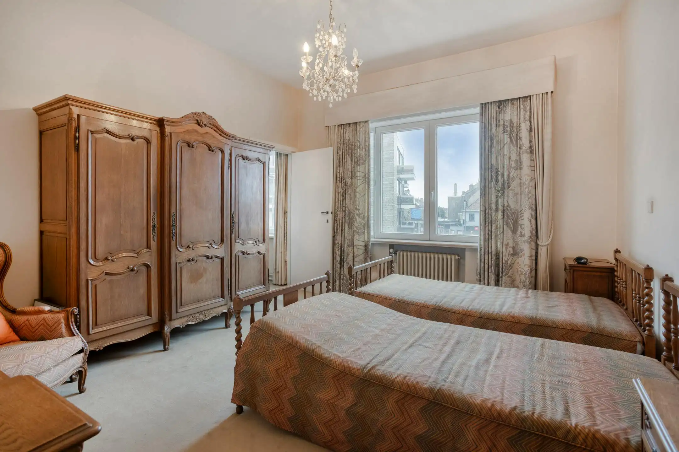 Uniek opbrengstgebouw op toplocatie met garage in Strombeek foto 12