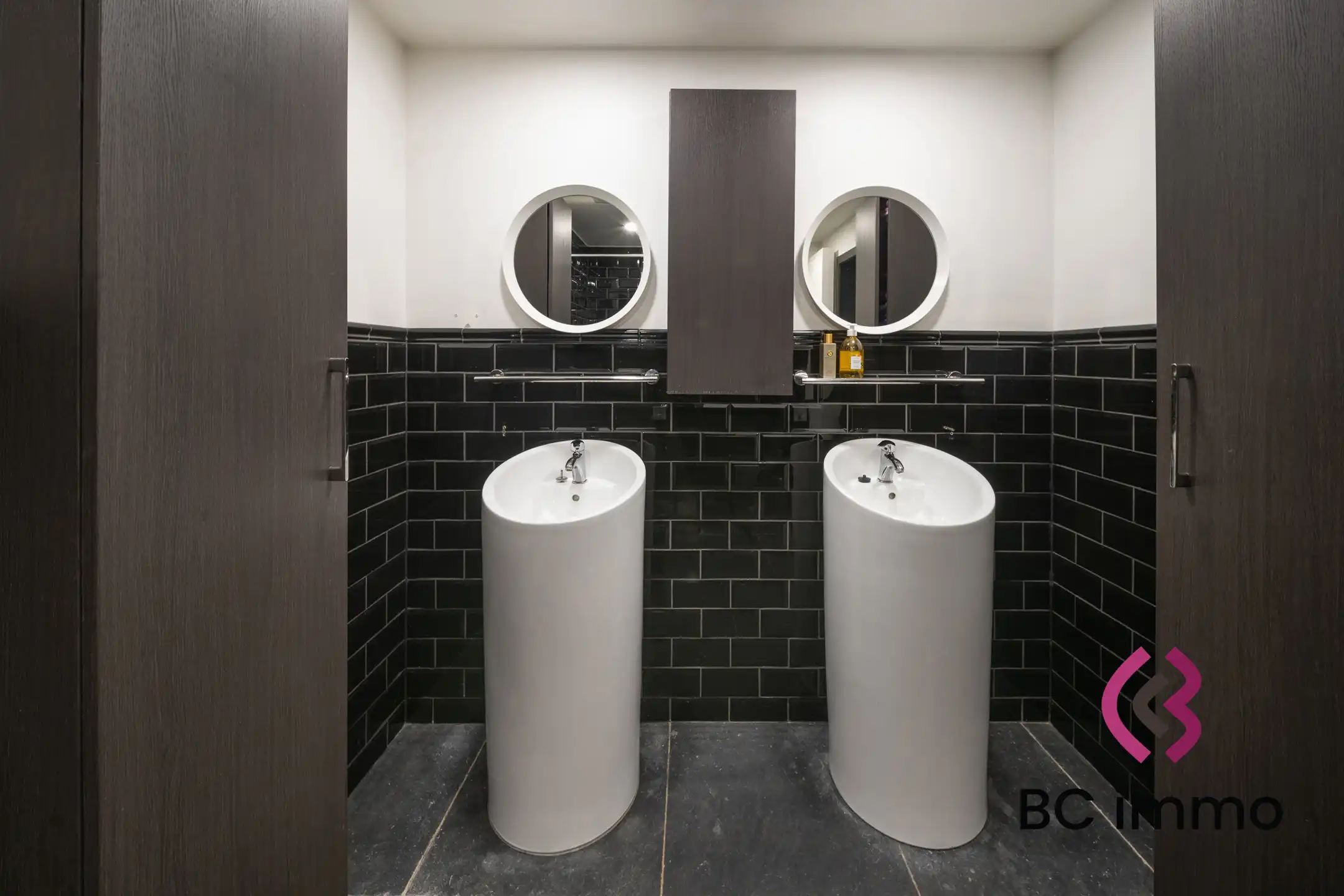 Exclusief duplex met zonneterras, designkeuken en hoogwaardige afwerking foto 16