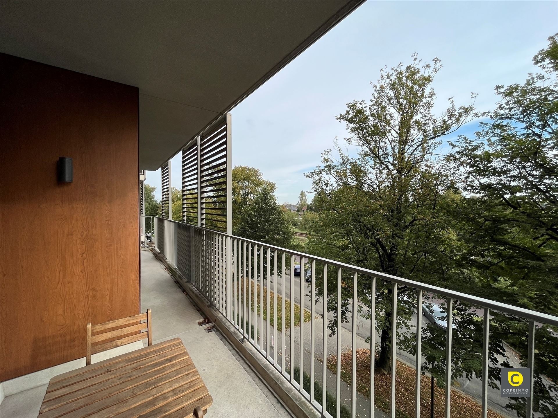 Modern 2 slpk app met ruim terras + AU foto {{pictureIndex}}