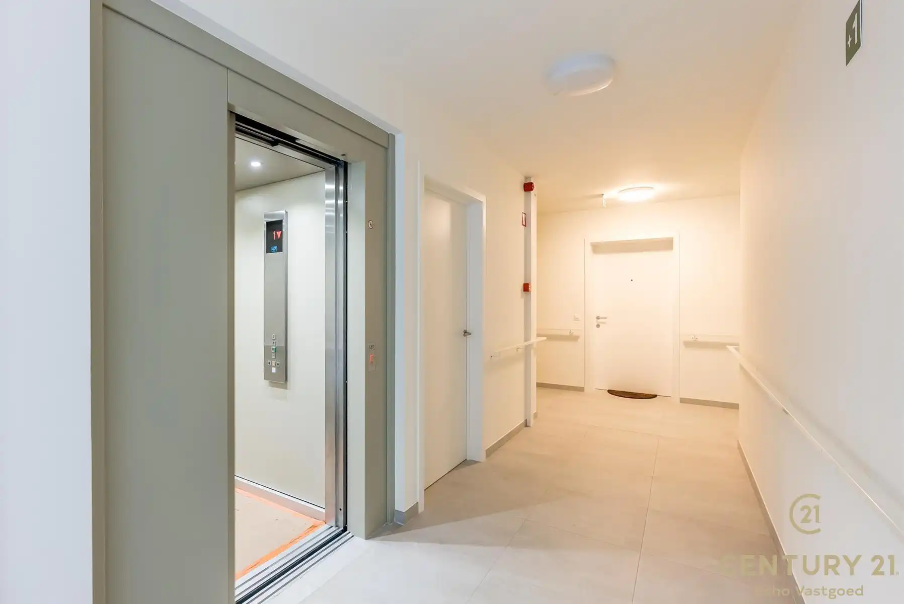 Groen gelegen assistentiewoning in Hoogstraten foto 4