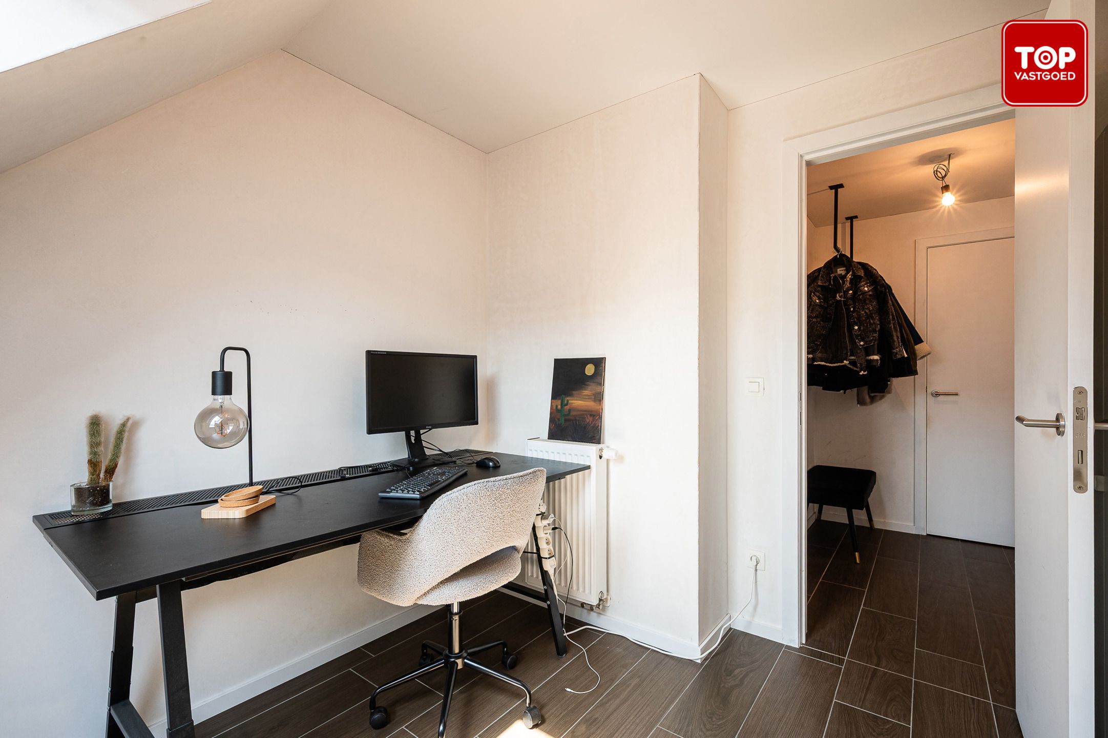 Instapklaar appartement (2019) met 2 slaapkamers en terras. foto 14