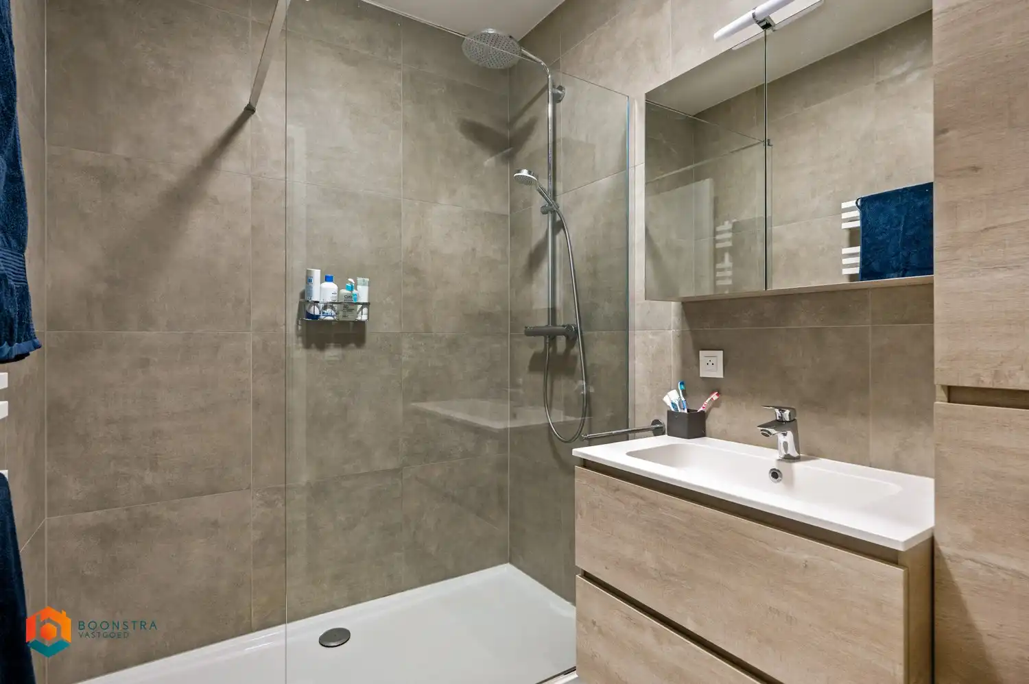 Prachtig nieuwbouw app. met 2 slpkrs foto 11