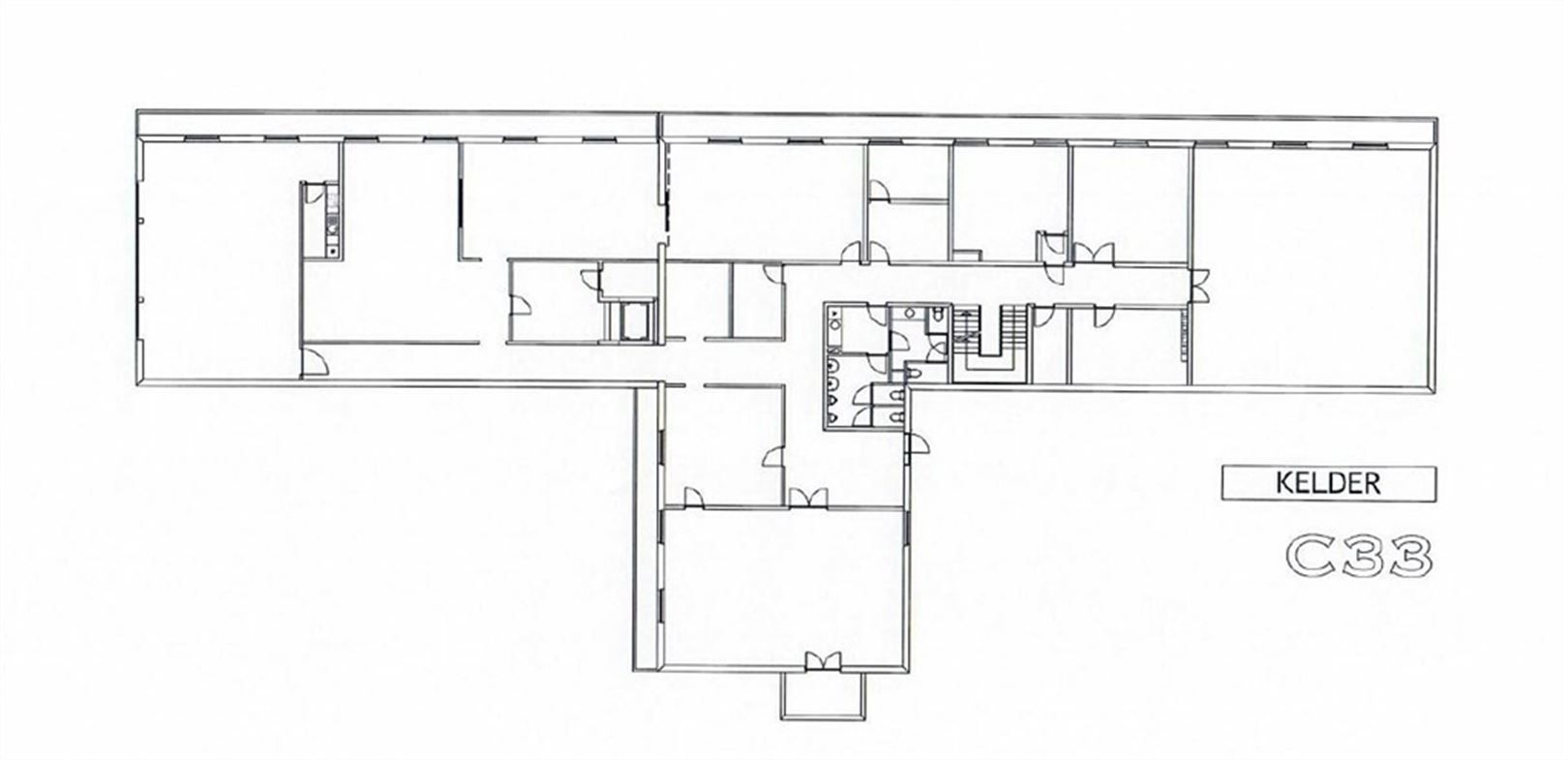 Multifunctioneel kantoorgebouw met veel parking te Houthalen foto 26