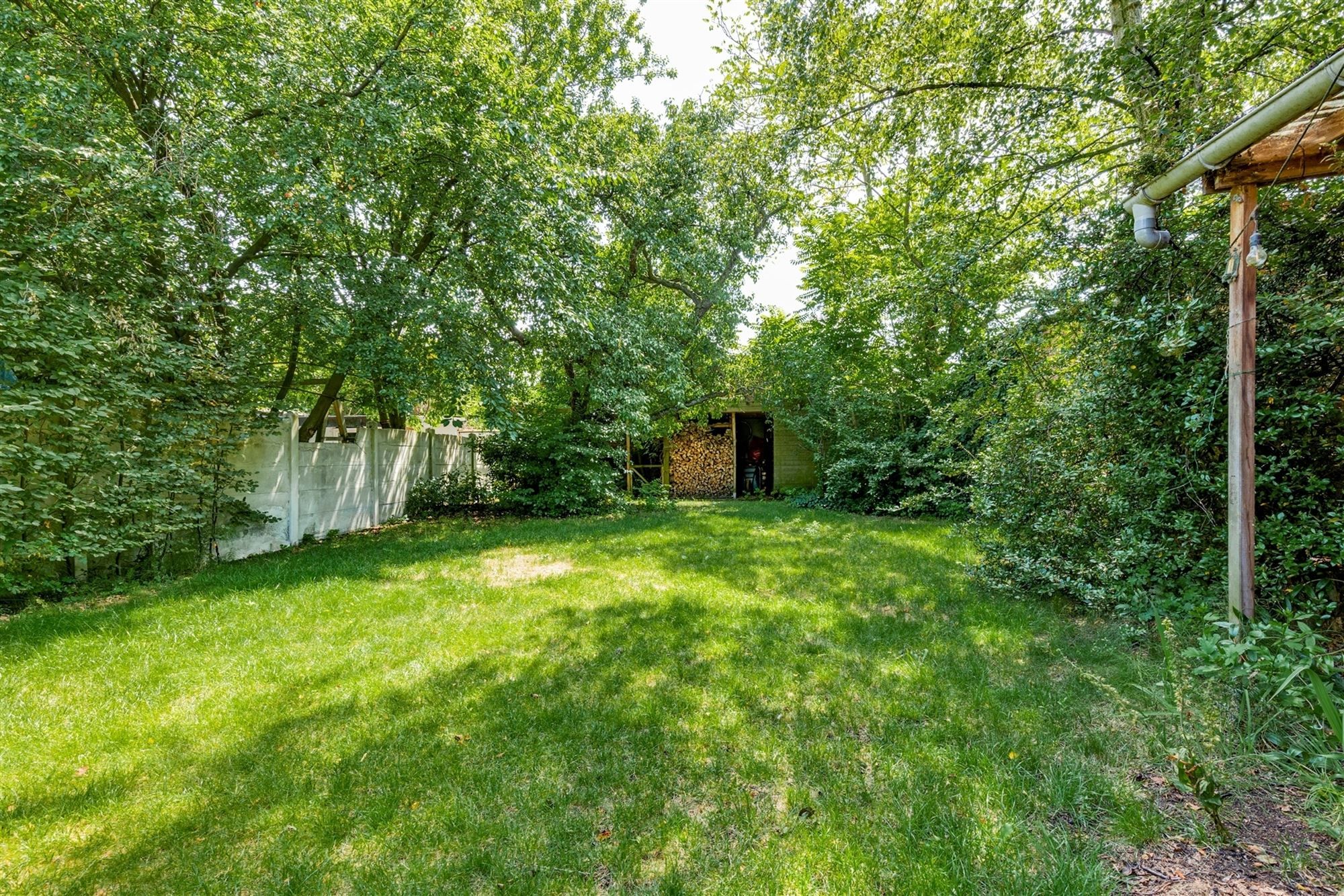 Uniek huis met winkel, atelier of bureel  foto 12