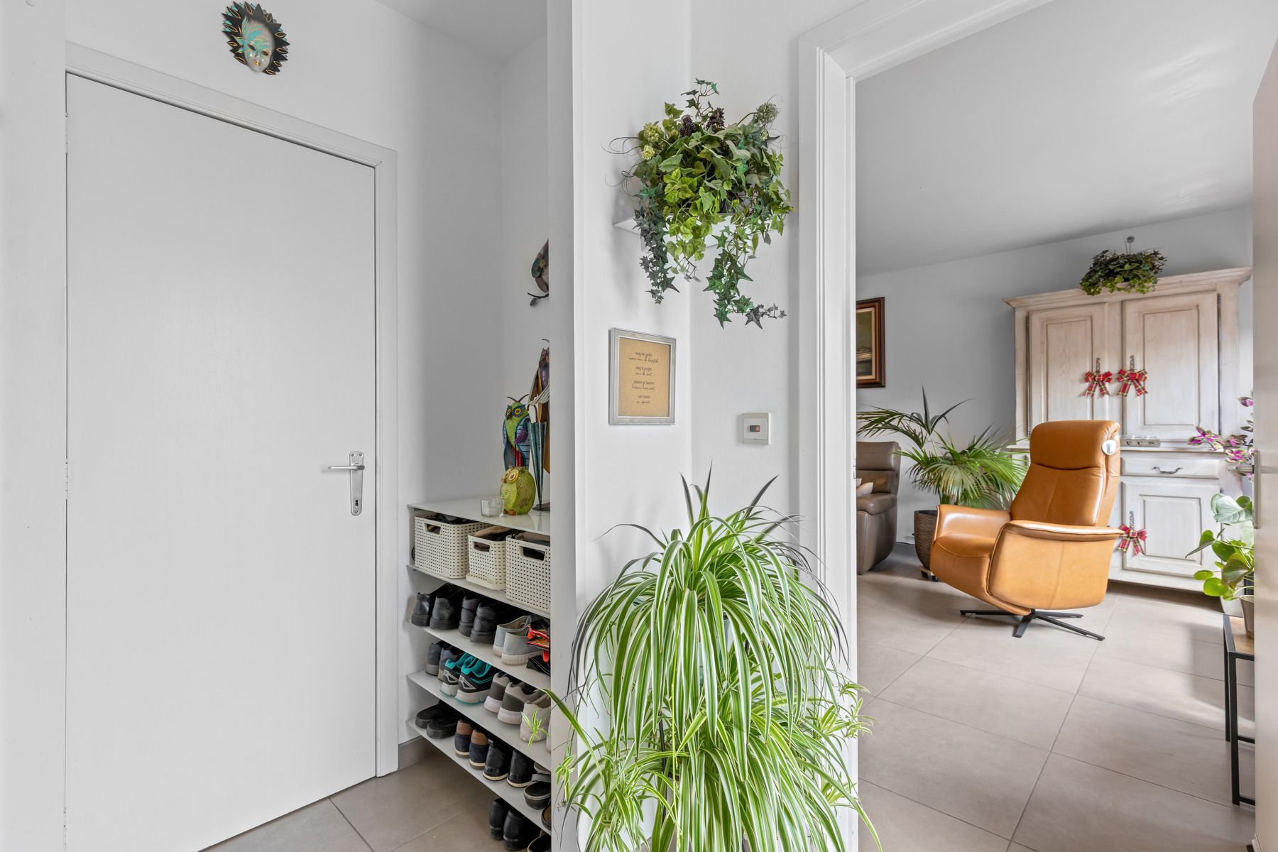 Charmante, instapklare, woning in residentiële wijk foto 2