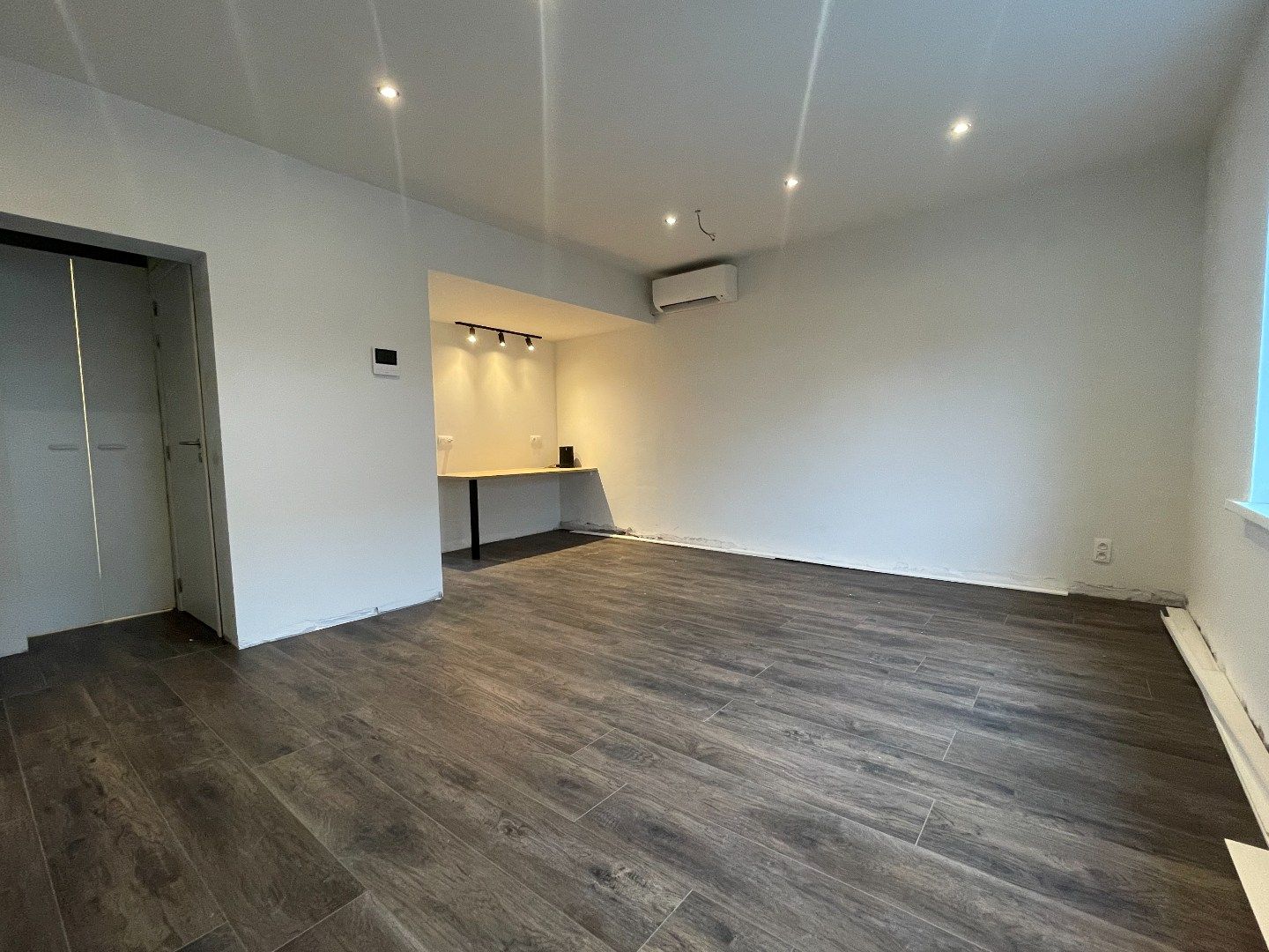 Leuk appartement met 2 slaapkamers in centrum Kuurne foto 3