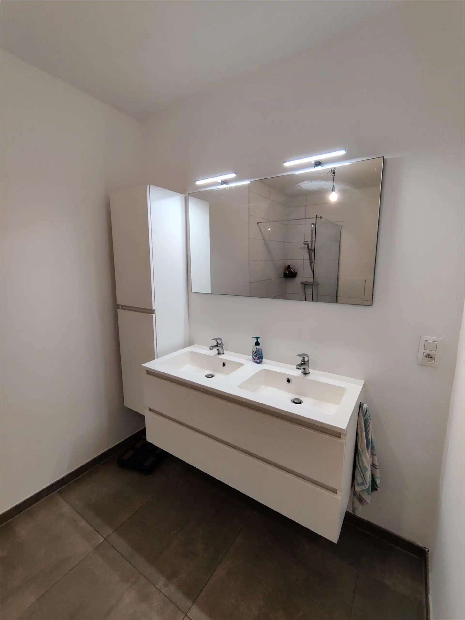 Appartement met 2 slaapkamers en groot terras foto 8