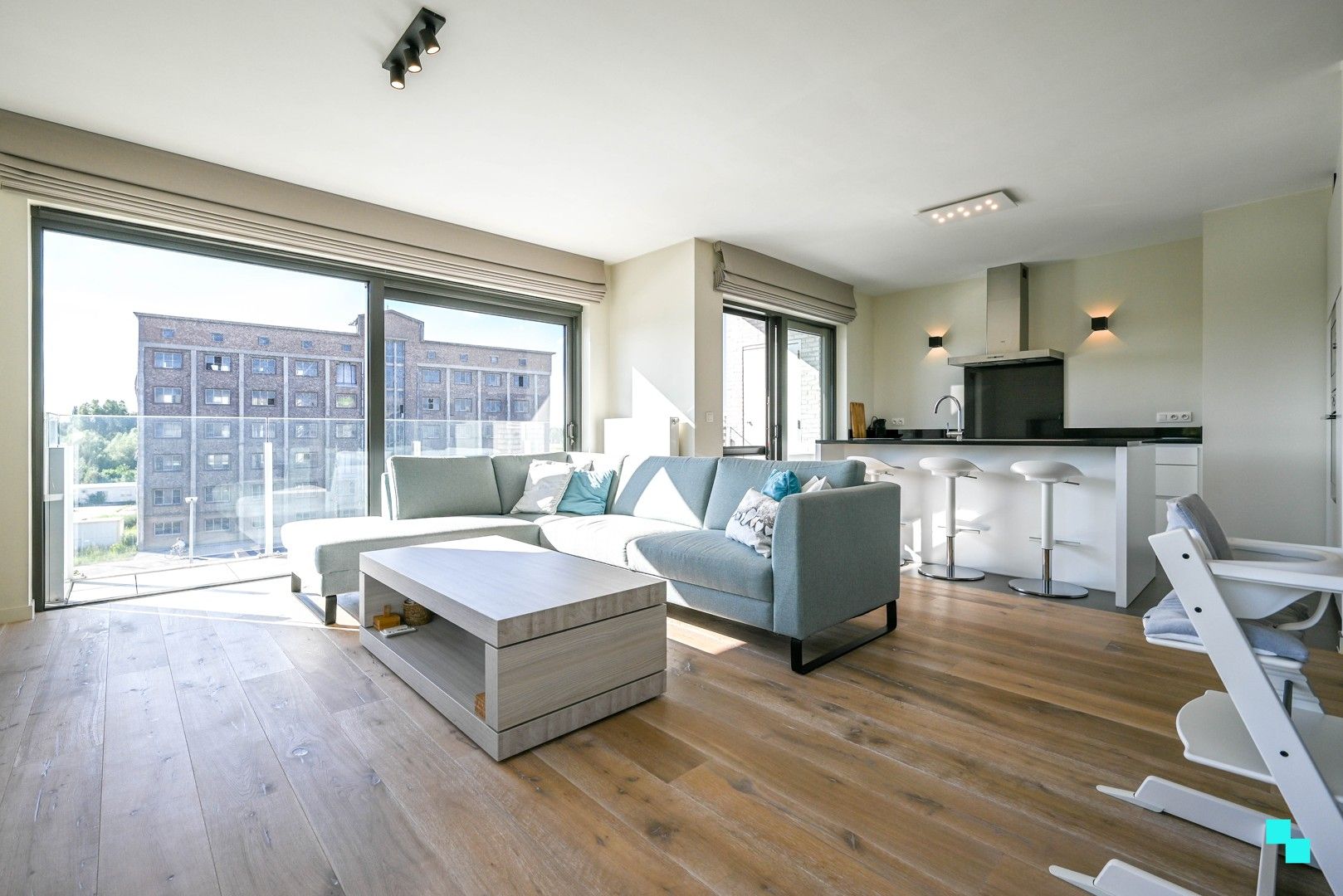 Geweldig hoekappartement met spectaculair panorama over de oevers van de Leie foto 3