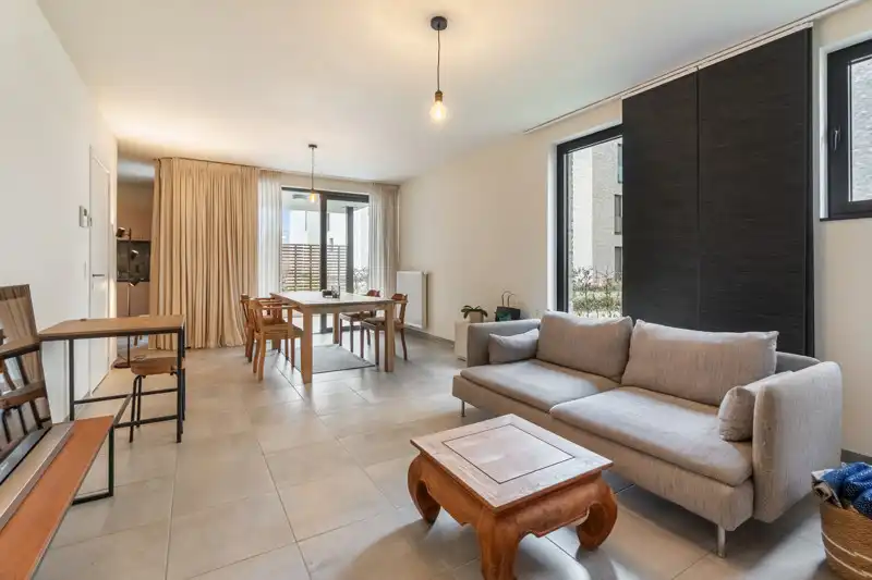 Recent en energiezuinig, gelijkvloers appartement met tuin, autostaanplaats en berging foto 6