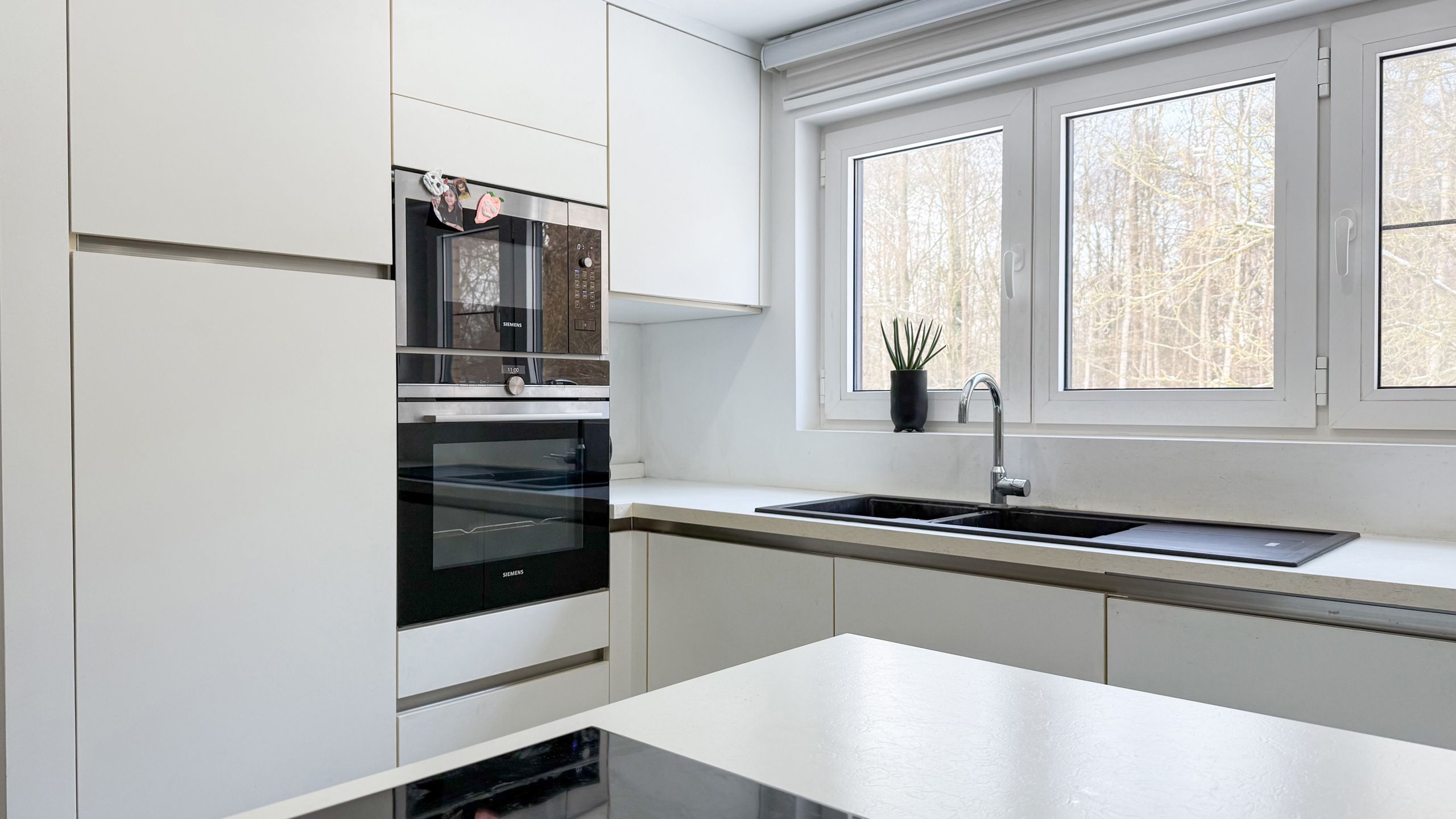 Instapklare halfopen bebouwing op topligging dicht aan natuurzone! foto 21