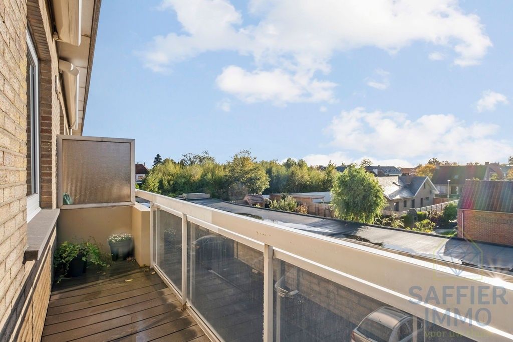 Instapklaar en volledig gerenoveerd appartement te koop in Roeselare foto 19