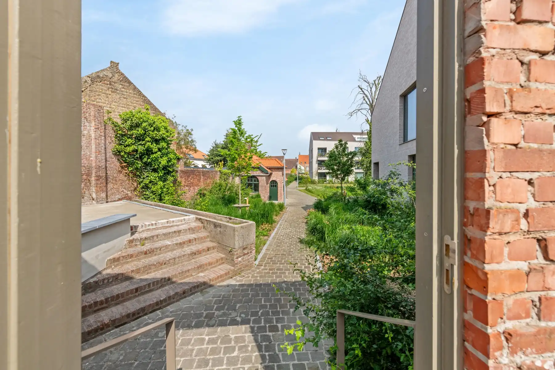 Strategische toplocatie voor uw onderneming. foto 18