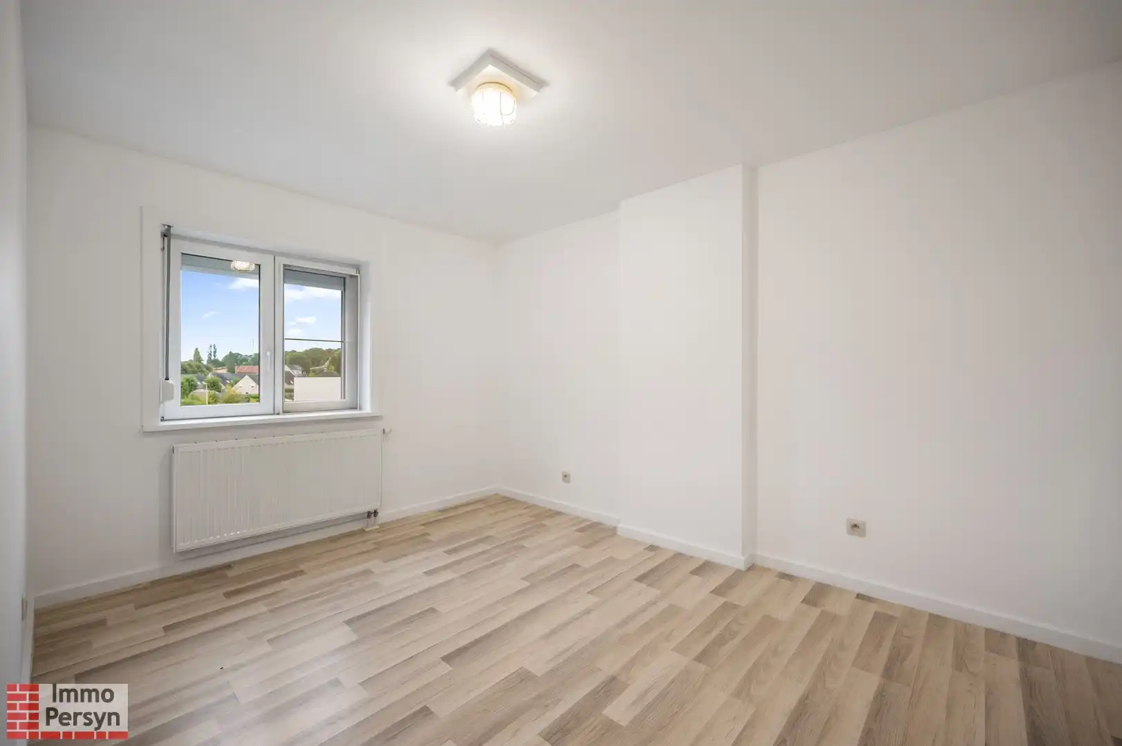 Instapklare rijwoning aan de stadsrand van Diest foto 9