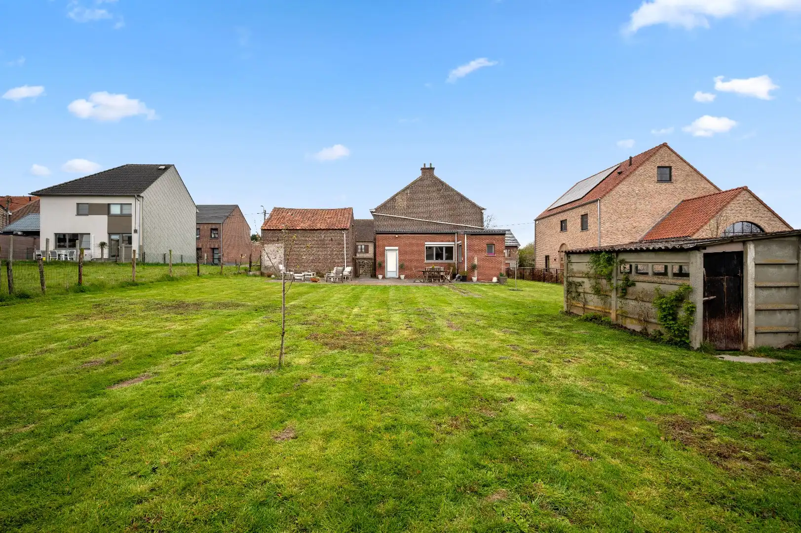 Instapklare open bebouwing in Wommersom met tuin, terras, garage en 3 slaapkamers foto 23