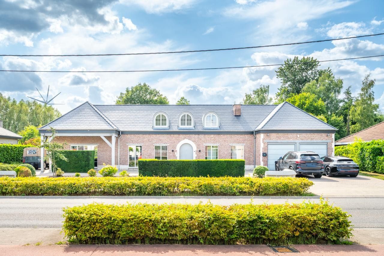 Exclusieve villa in Ruisbroek (Puurs) foto {{pictureIndex}}